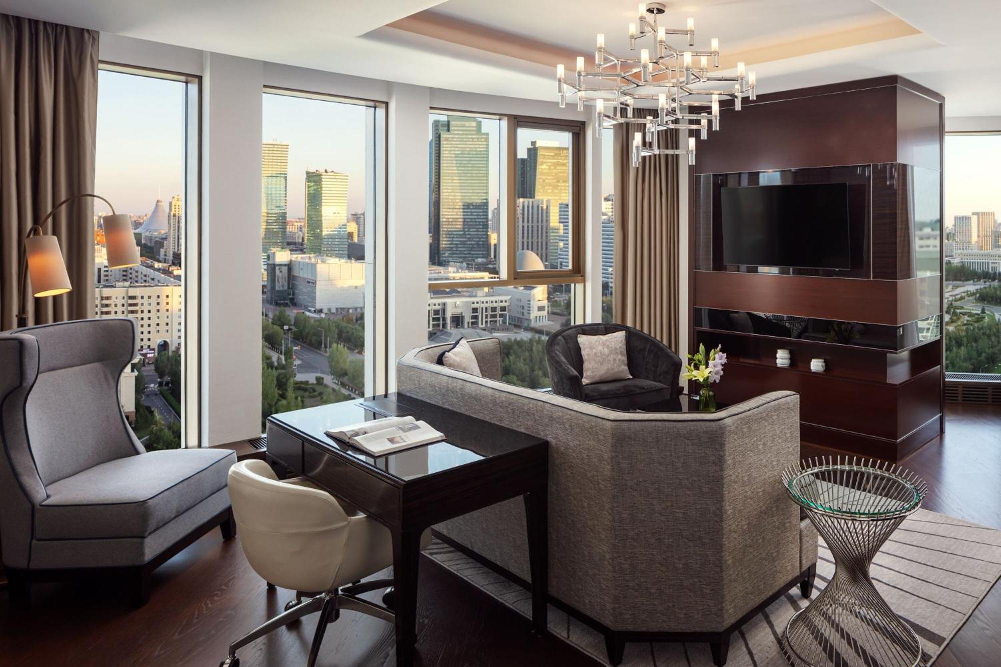 Hotel The Ritz-Carlton, Astana Zewnętrze zdjęcie